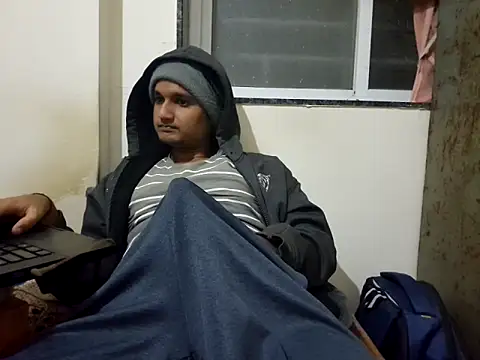 Jonrobinso online show from 12-19-25, 03:47