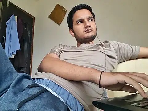 Jonrobinso online show from 10-19-25, 04:48