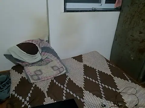 Jonrobinso online show from 11-21-25, 05:45