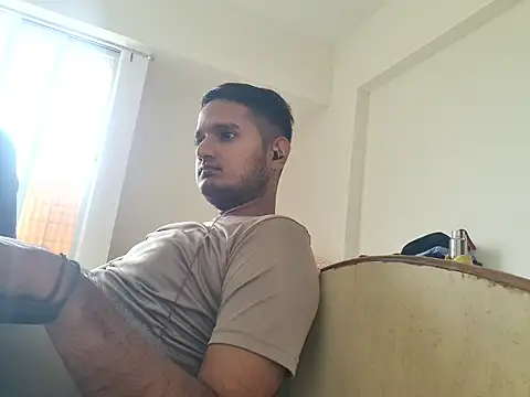 Jonrobinso online show from 06-12-26, 05:05