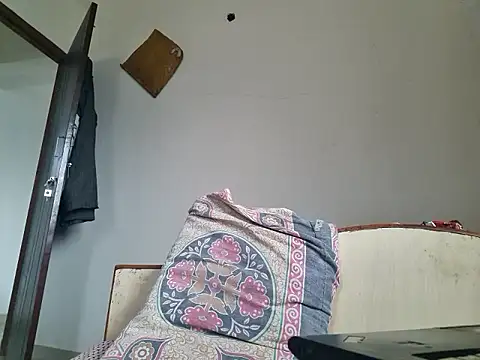 Jonrobinso online show from 10-27-25, 05:19