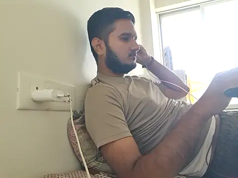 Jonrobinso online show from 07-13-26, 04:12