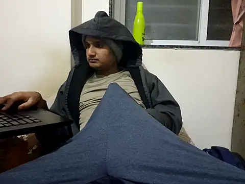 Jonrobinso online show from 12-22-25, 03:12