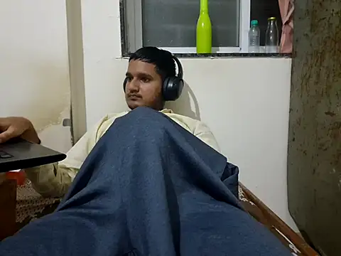 Jonrobinso online show from 12-02-25, 05:58