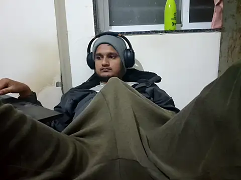 Jonrobinso online show from 11-30-25, 05:36