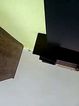 Anna   May online show from 10-08-25, 08:49