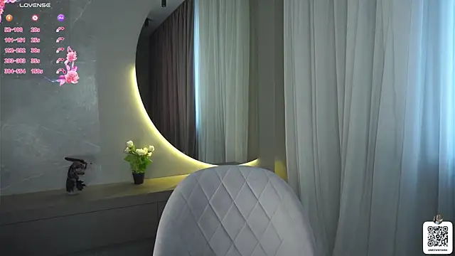 Snapshot of EvelyynLopez chatting on 02-27-25, 08:56 EvelyynLopez online show from 02-27-25, 08:56