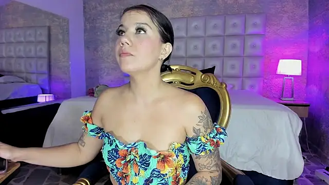 MelaniieRoux online show from 09-30-25, 11:49