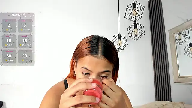 Snapshot of miranda_villa chatting on 02-26-26, 12:16 miranda villa online show from 02-26-26, 12:16