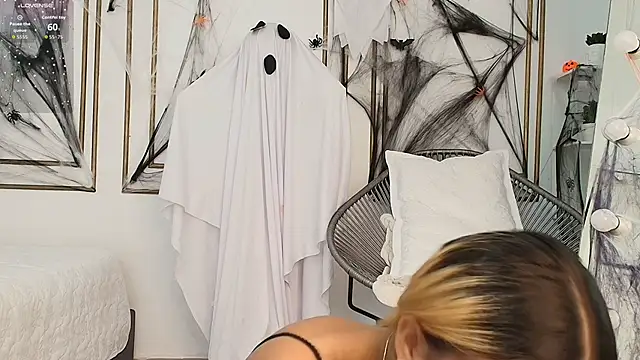 miranda villa online show from 10-19-25, 12:52