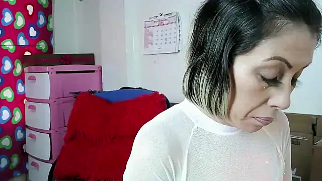 alixia81 online show from 11-23-25, 04:06