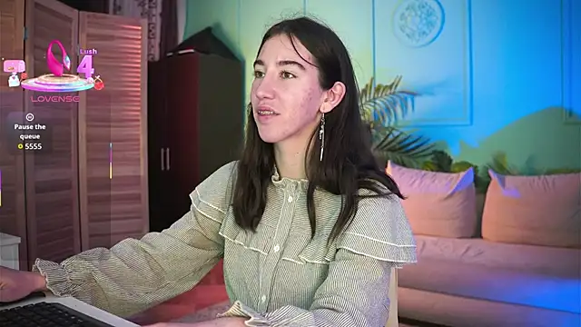 Belle Via online show from 09-18-25, 03:59