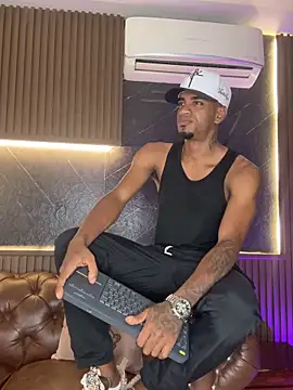 Snapshot of AaronCruz_ chatting on 02-27-26, 11:59 AaronCruz online show from 02-27-26, 11:59