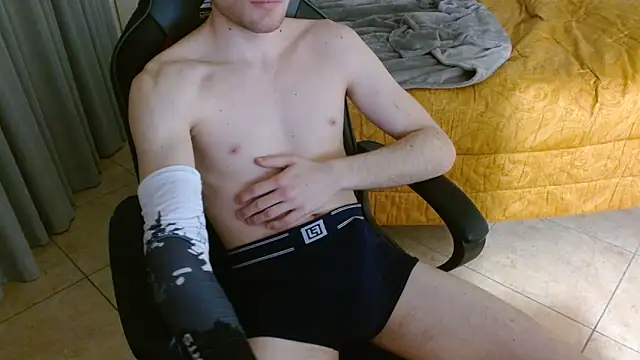 FitGuyDream online show from 03-11-26, 04:45