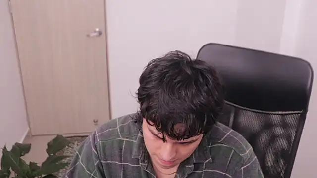 Tony Hoffa online show from 02-11-26, 06:52