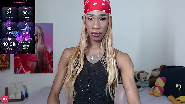 Kendall Gil online show from 10-30-25, 06:12