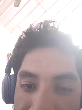 Snapshot of nskgenz chatting on 11-15-25, 07:51 nskgenz online show from 11-15-25, 07:51