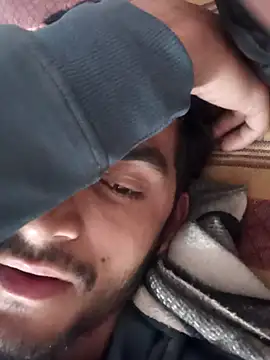 Snapshot of nskgenz chatting on 10-30-25, 03:49 nskgenz online show from 10-30-25, 03:49