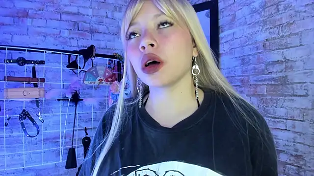 Cherry xoxx online show from 11-03-25, 12:09