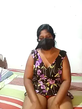 Aroma Sl online show from 11-18-25, 01:10