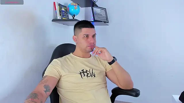 Jacoob19  online show from 10-14-25, 11:44