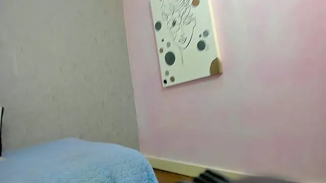 Tiffany mendez online show from 10-21-25, 12:04