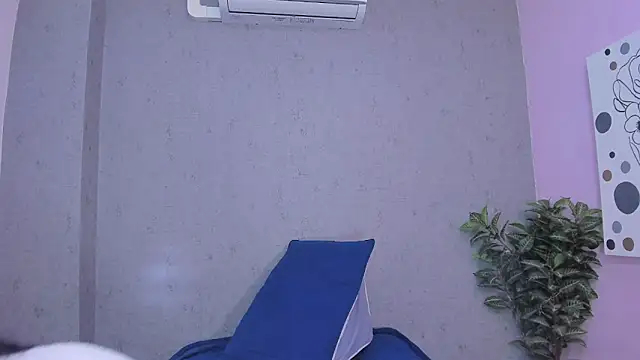 Tiffany mendez online show from 01-07-26, 12:10