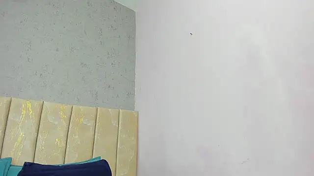 Tiffany mendez online show from 07-10-26, 12:05