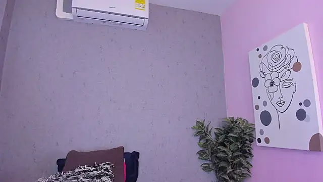 Tiffany mendez online show from 04-25-26, 12:30