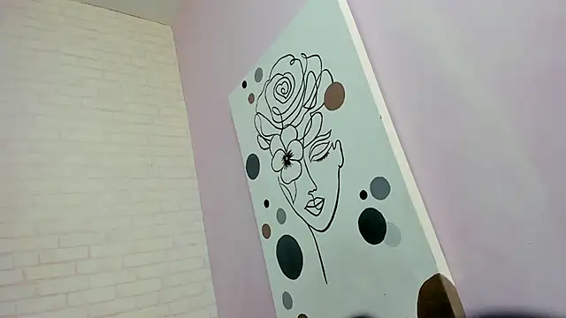 Tiffany mendez online show from 09-17-25, 12:07