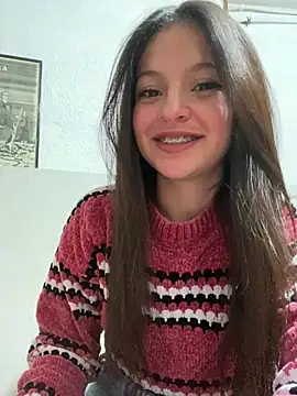 Snapshot of LucyEvans_ chatting on 10-21-25, 03:50 LucyEvans online show from 10-21-25, 03:50