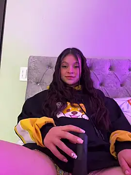 LucyEvans  online show from 11-03-25, 05:01