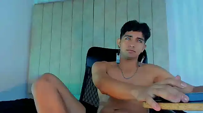 Snapshot of Muichiro_tokito1 chatting on 02-08-25, 04:57 Muichiro tokito1 online show from 02-08-25, 04:57