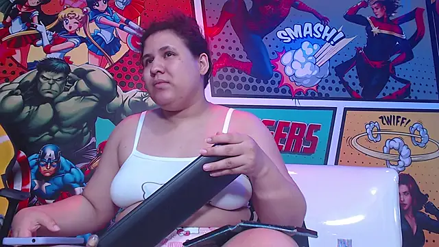 Snapshot of candy_hairy chatting on 04-16-26, 03:51 candy hairy online show from 04-16-26, 03:51