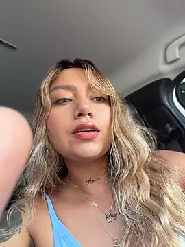 amanda-medrano1 online show from 05-09-26, 03:26