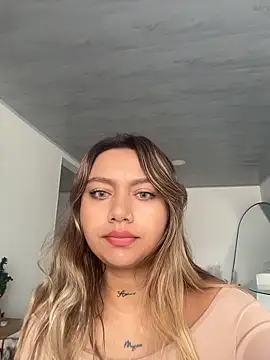 Snapshot of amanda-medrano1 chatting on 10-24-25, 11:53 amanda-medrano1 online show from 10-24-25, 11:53