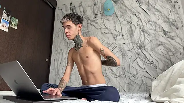 Saturno v online show from 03-31-26, 11:12