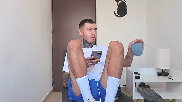 Saturno v online show from 11-28-25, 12:49