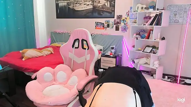 Ramona Johnson online show from 02-24-25, 10:04