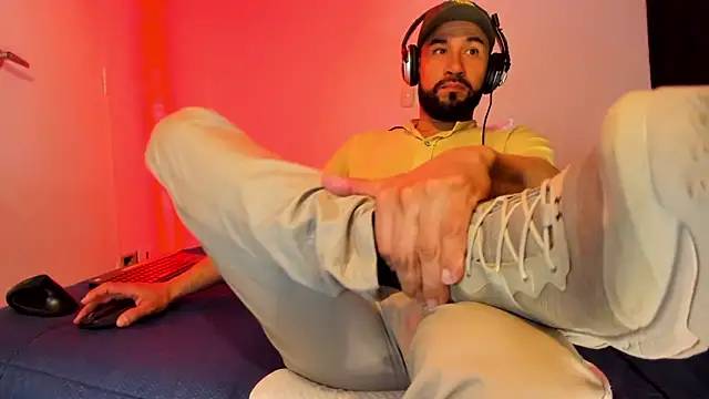 alessandro wye online show from 12-16-25, 01:48