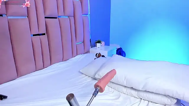 AnaHank  online show from 09-30-25, 05:13