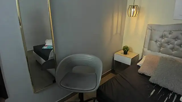 escarleth   online show from 03-03-26, 01:51