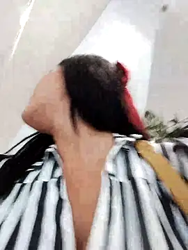 Snapshot of Miia_grand chatting on 12-17-24, 06:42 Miia grand online show from 12-17-24, 06:42