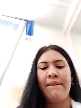 Snapshot of Miia_grand chatting on 03-10-25, 04:57 Miia grand online show from 03-10-25, 04:57