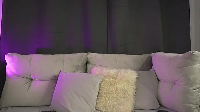 alanajonhsonm online show from 06-21-26, 05:57