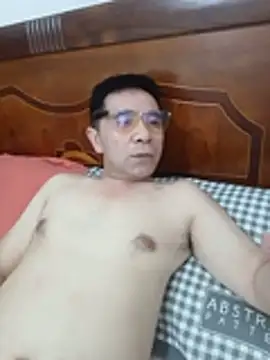 yjw6688 online show from 04-10-26, 10:55