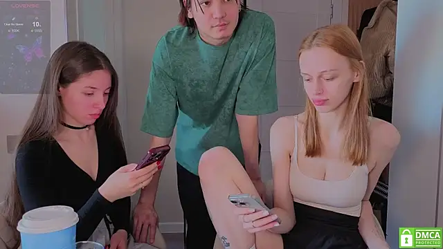 fcjuicy pussy online show from 04-12-26, 06:05