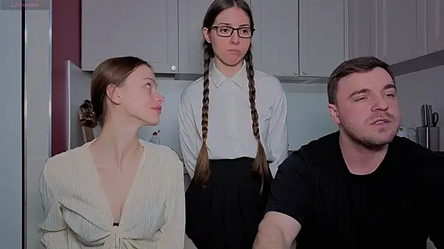 fcjuicy pussy online show from 12-04-25, 10:25