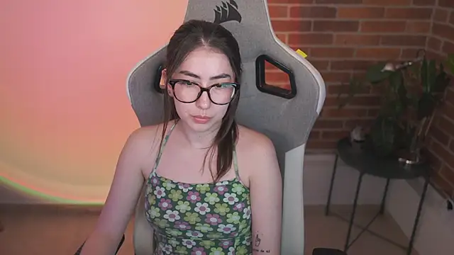 anyacutex online show from 03-19-25, 10:42