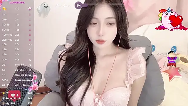 Snapshot of -Tilana- chatting on 03-01-25, 05:42 -Tilana- online show from 03-01-25, 05:42